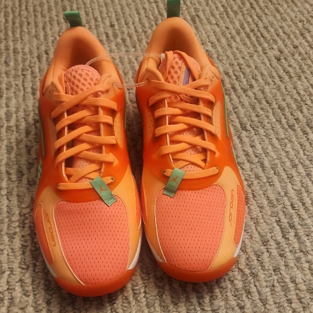JORDAN Heir Peach Jam Size 12